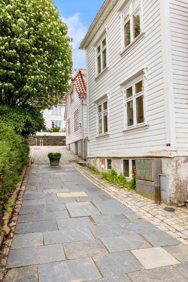 Behind Bryggen - Renovated - Budget Friendly Bergen Eksteriør bilde